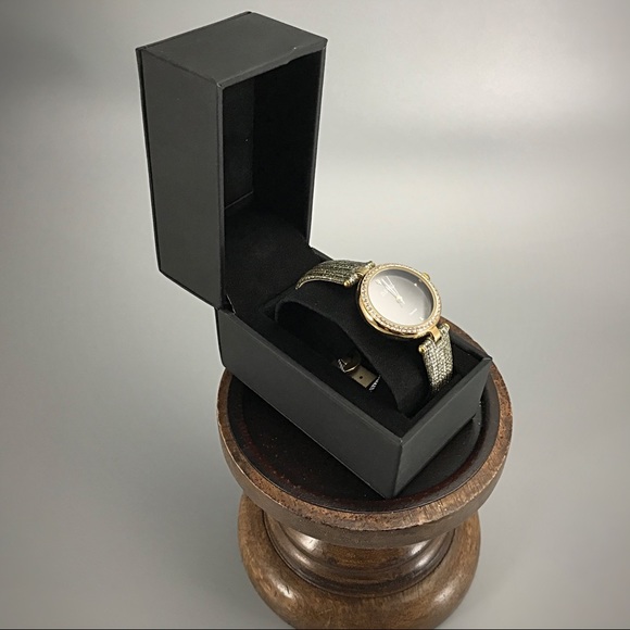 August Steiner Women's Leather Diamond Watch - Picture 6 of 6